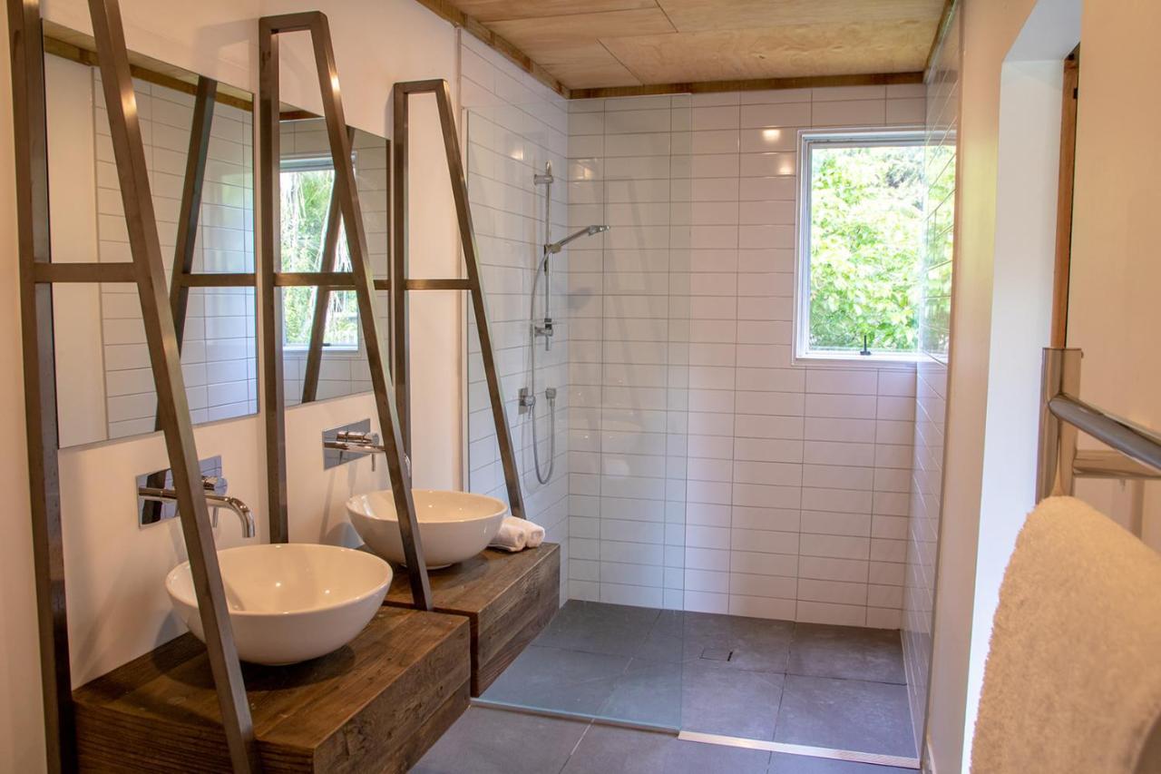 Parohe Island Retreat Hotell Auckland Exteriör bild